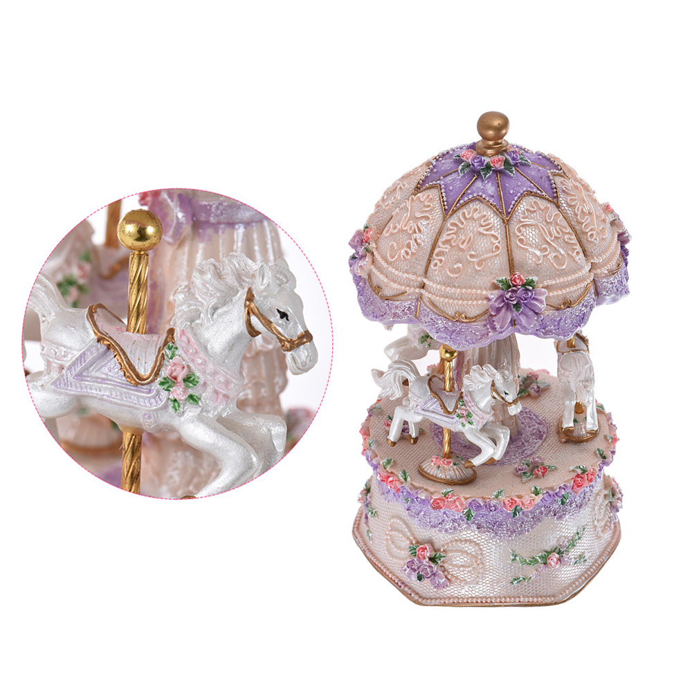 Dream 3-horse回転カルーセル、メリーゴーラウンド - Snow Globe Musical のレビューと価格
