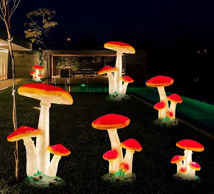 防水等身大シミュレーションキノコ照明像、ファイバーグラス製ク - Christmas Lights Outdoor のレビューと価格