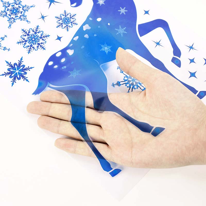 クリスマスウィンドウステッカーヘラジカブルースノーフレークD - Snowflake Window Decal のレビューと価格